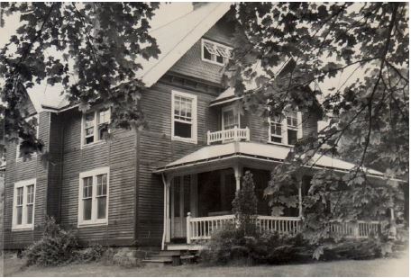 Photograph of the exterior of Steffy Goldner's house in Haverford, Pennsylvania